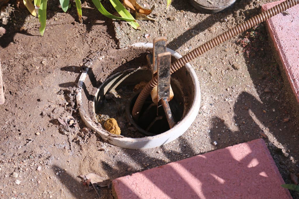 How to unclog sewer line discount